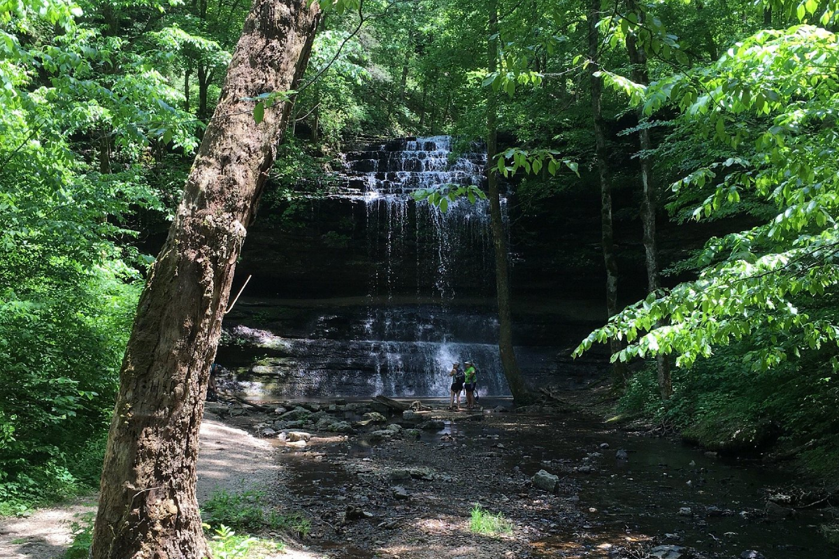 I Can't Believe More People Don't Know About This Tennessee Hiking Trail