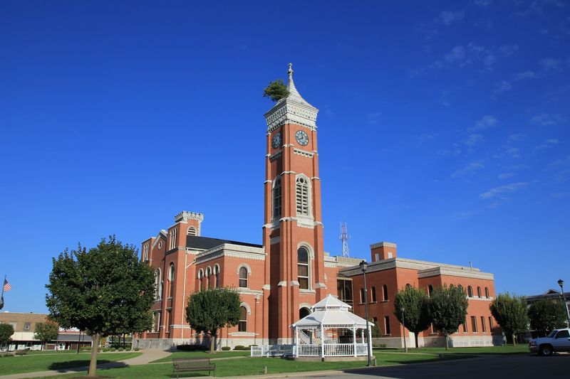 Decatur County Courthouse (Greensburg)