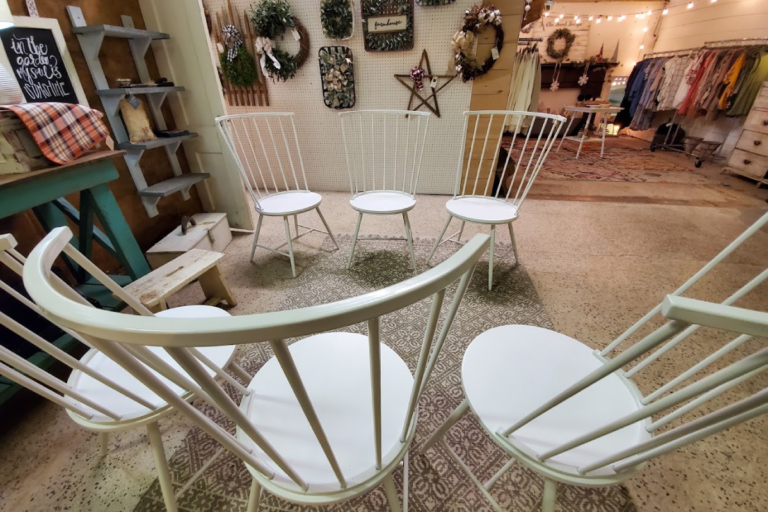 If You Have Time to Visit Just One Antique Store in Clinton, Tennessee, Make It This One