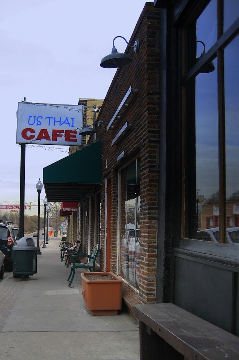 US Thai Cafe (Edgewater) US Thai Cafe (Edgewater)