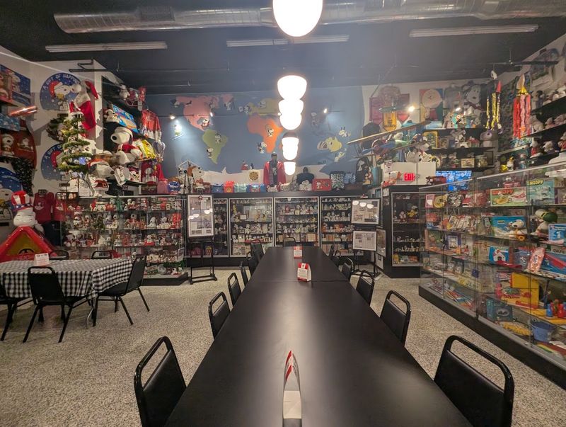 Inside the Nautical Maze and Unexpected Collectibles