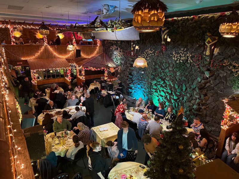 Inside the Vintage Tiki Dining Room That Feels Frozen in Time
