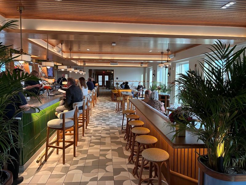 Iris Rooftop Bar — Chattanooga