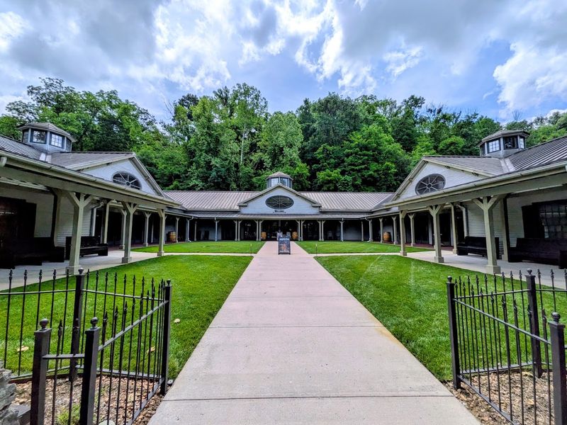 Jack Daniel Distillery Visitor Center – Lynchburg