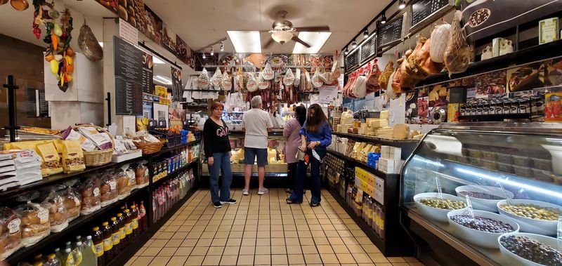 Joe’s Italian Deli