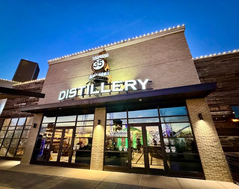 Junction 35 Kitchen & Bar — Pigeon Forge