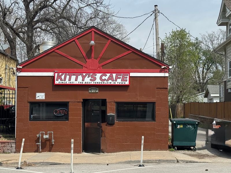 Kitty’s Cafe Kitty’s Cafe
