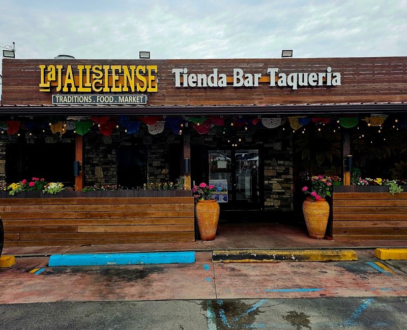 La Jalisciense Supermercado Y Taqueria - Detroit La Jalisciense Supermercado Y Taqueria - Detroit