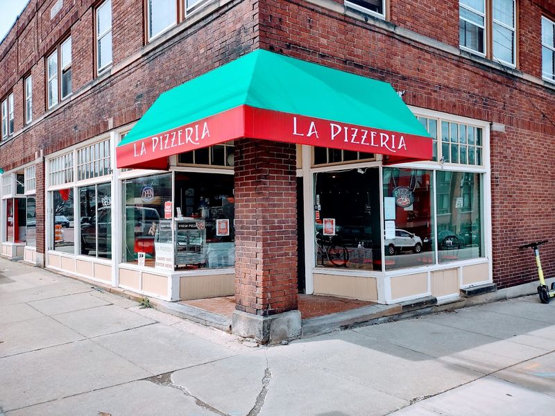 La Pizzeria Little Italy, Cleveland