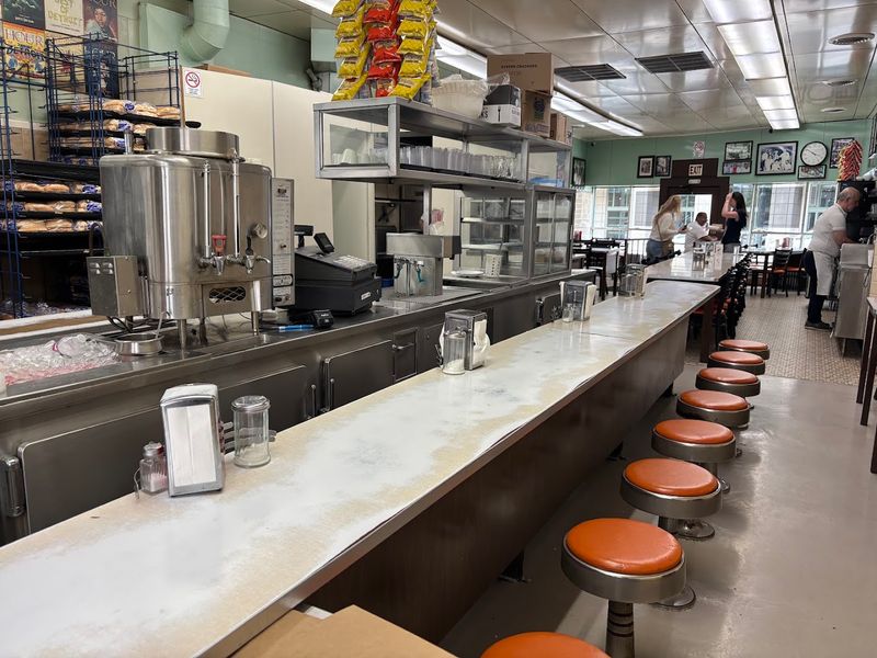 Lafayette Coney Island – Detroit