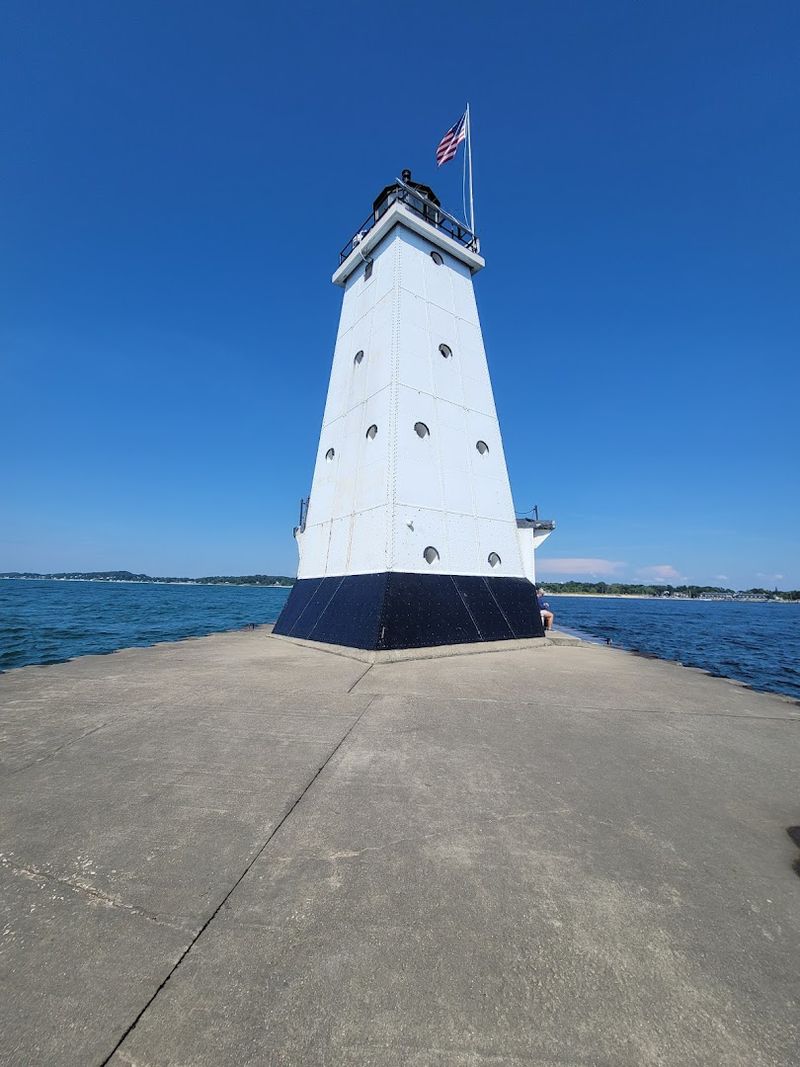 Lake Michigan Shore Drive – St. Joseph to Ludington
