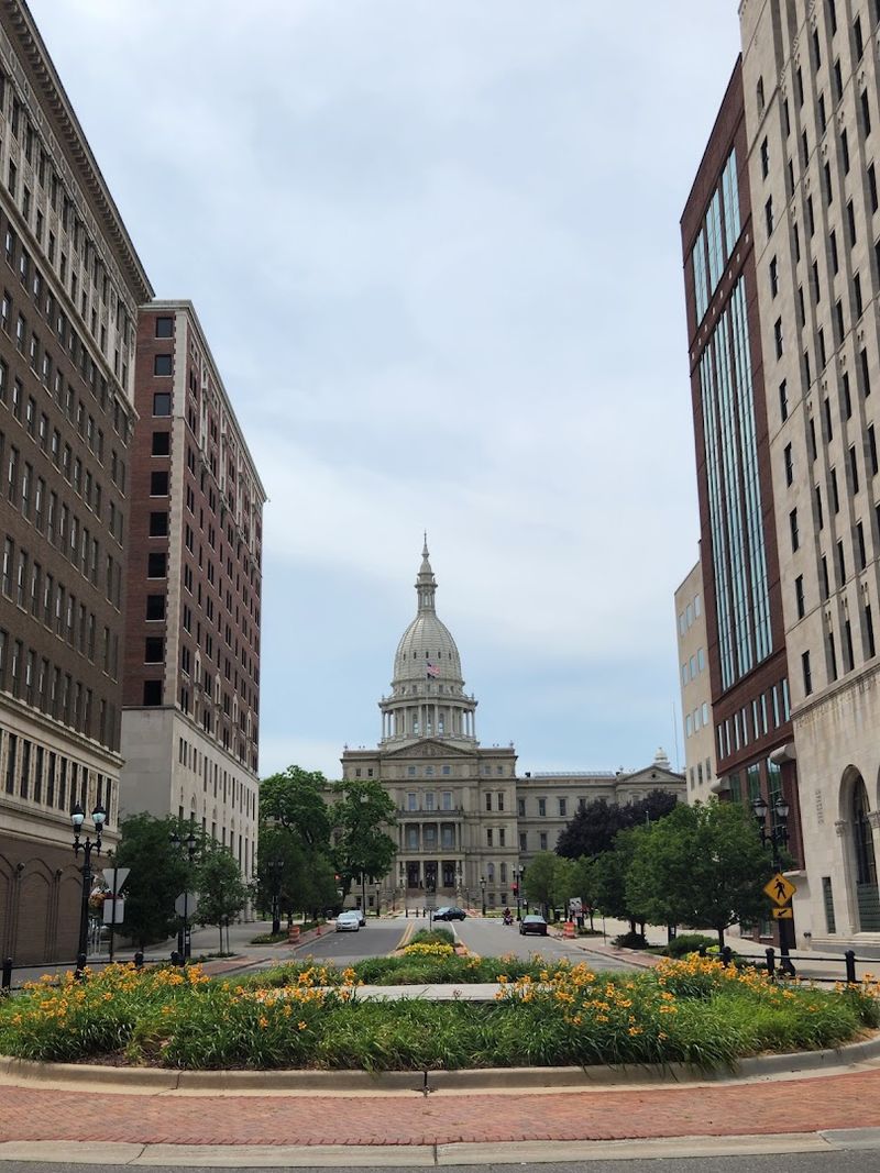 Lansing Lansing