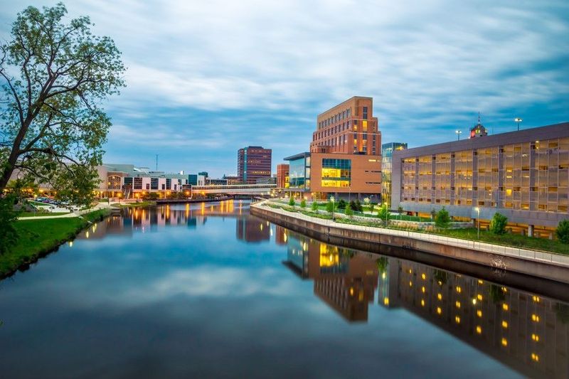 Lansing Lansing