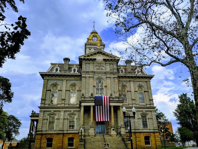 Licking County Courthouse And Courthouse Square, Newark Licking County Courthouse And Courthouse Square, Newark