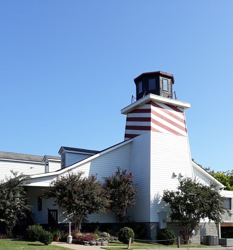 Lighthouse on the Lake — Hendersonville Lighthouse on the Lake — Hendersonville