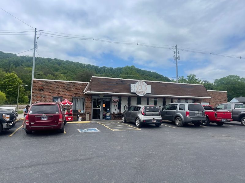 Lil Vols Diner Is Worth The Stop In Rocky Top