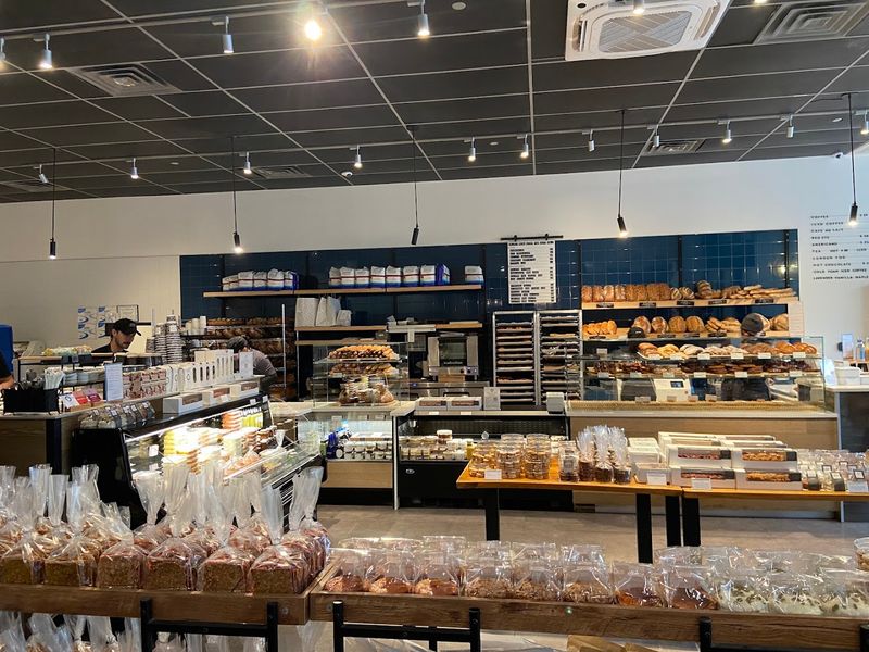 Liv Breads — Millburn
