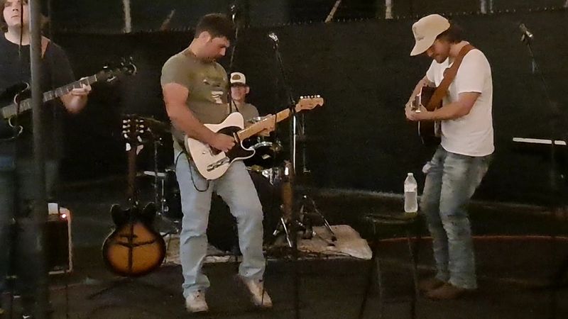 Live Music and Entertainment Elevate the Experience Live Music and Entertainment Elevate the Experience
