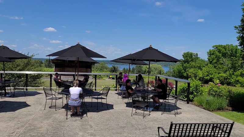 Live music and events give the winery extra energy Live music and events give the winery extra energy
