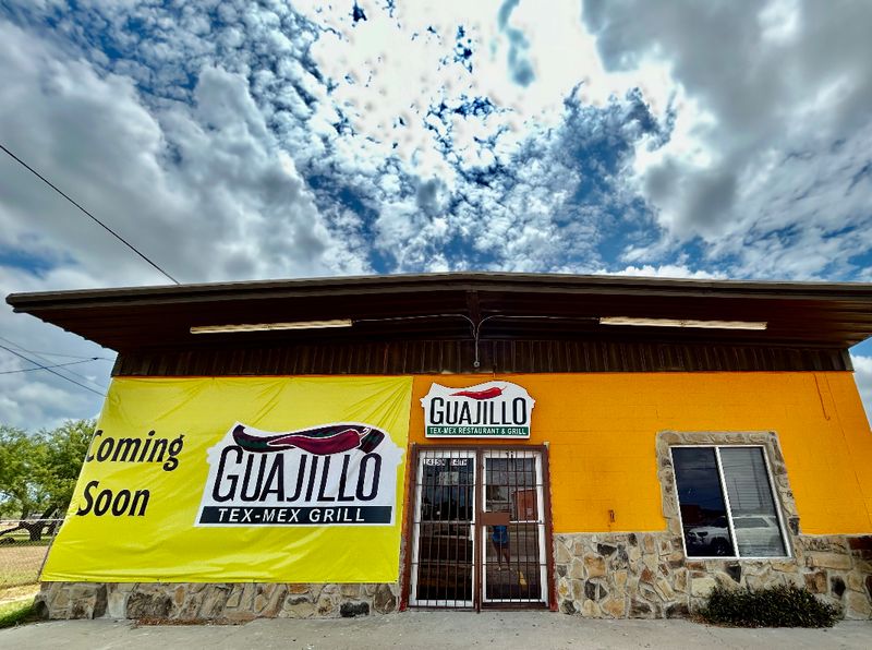 Local Dining: Authentic Tex-Mex and Small-Town Favorites Local Dining: Authentic Tex-Mex and Small-Town Favorites