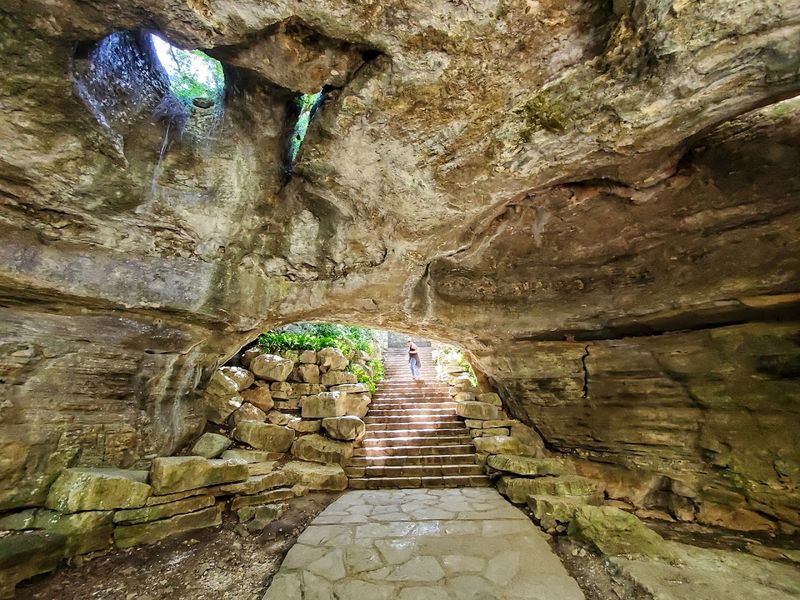 Longhorn Cavern State Park (Burnet) Longhorn Cavern State Park (Burnet)