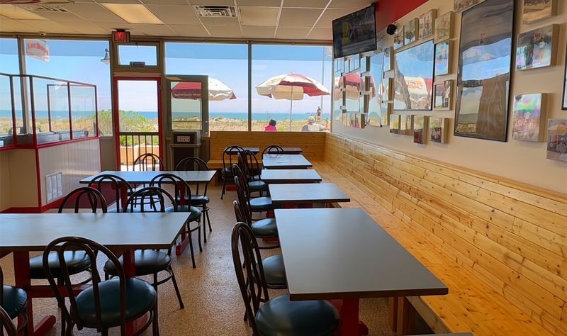 Lou Dogs — Sea Isle City