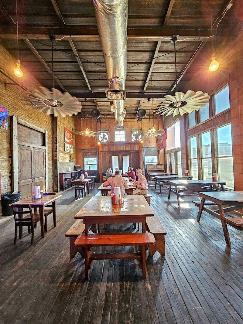 Louie Mueller Barbecue (Taylor)