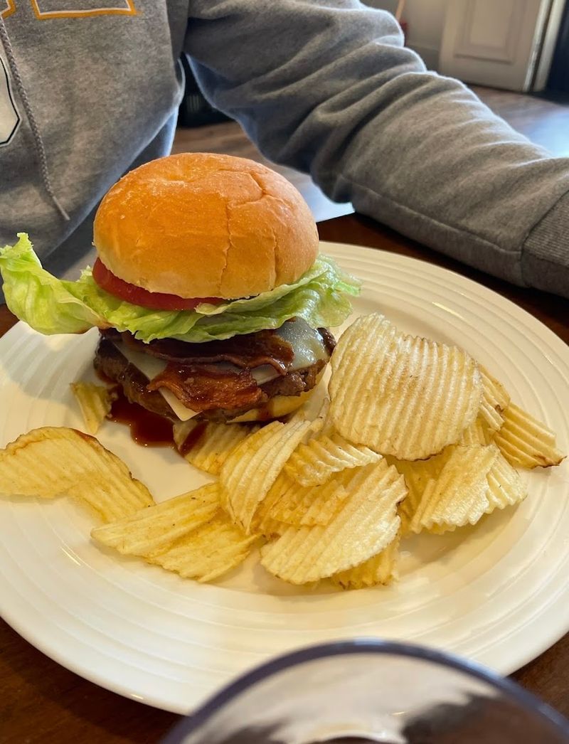 Lunch That Keeps The Café Busy Beyond Morning