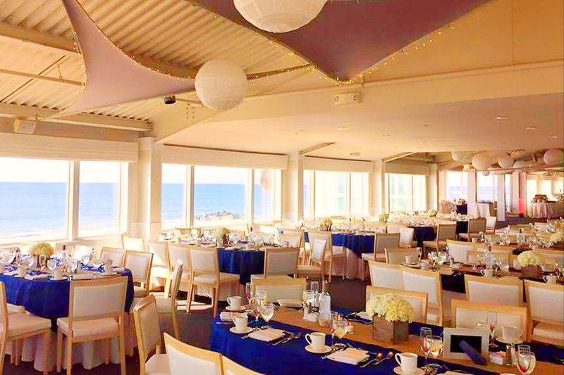 McLoone’s Pier House - Long Branch