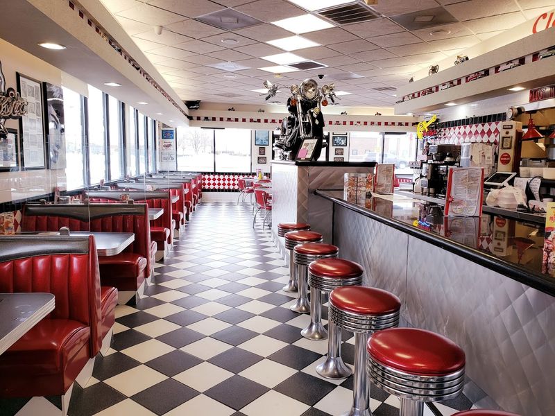 Mega Classic Diner Mega Classic Diner