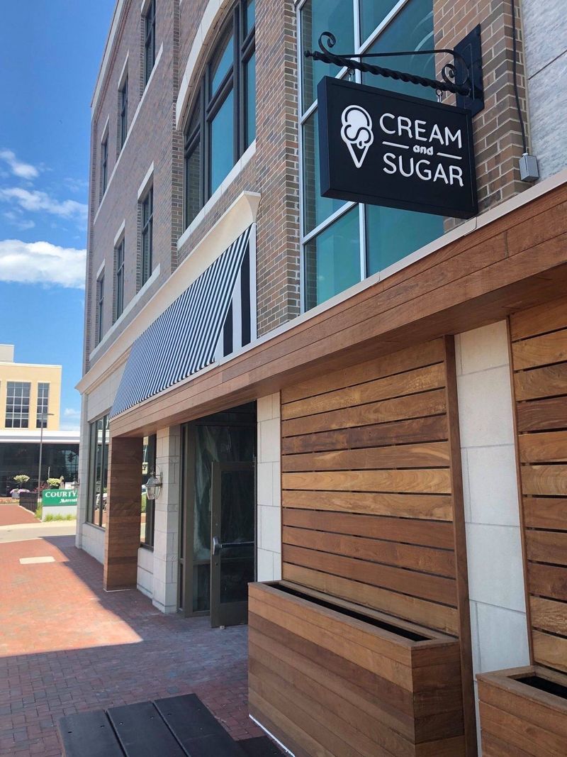 Michigan Cream & Sugar Ice Cream Company - Bay City
