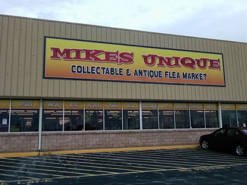 Mike’s Unique Collectable & Antique Flea Market