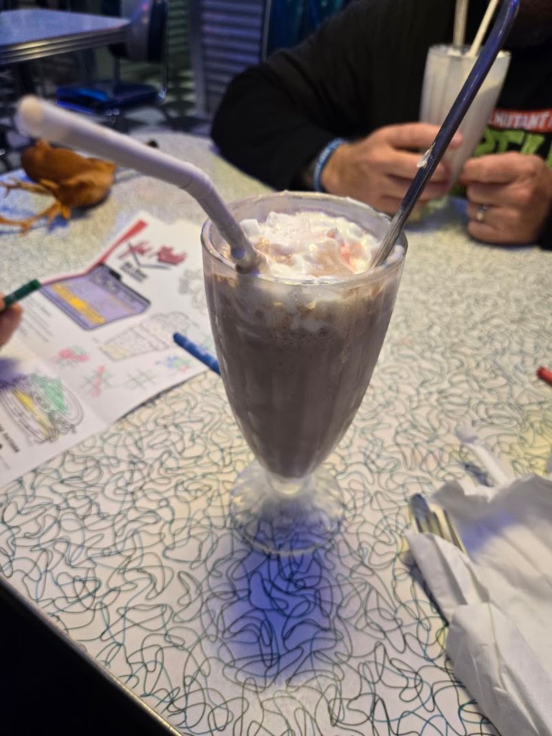 Milkshakes and Old-Fashioned Desserts Add a Sweet Finish
