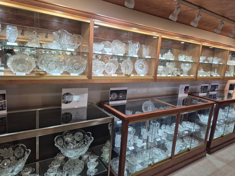 Millersburg Glass Museum, Millersburg Millersburg Glass Museum, Millersburg