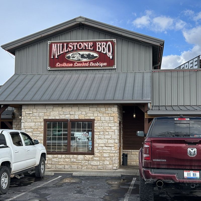 Millstone Southern Smoked BBQ, Logan