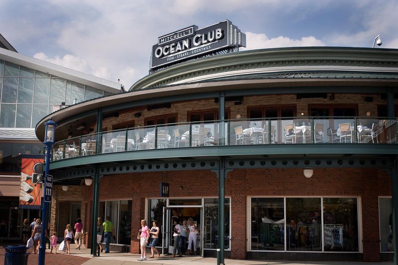 Mitchell’s Ocean Club, Columbus