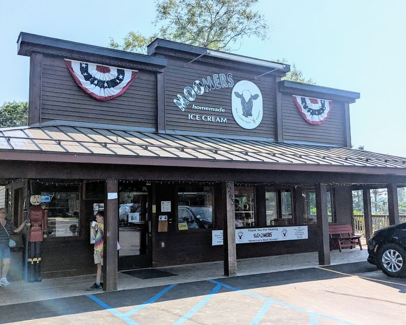 Moomers Homemade Ice Cream – Traverse City Moomers Homemade Ice Cream – Traverse City