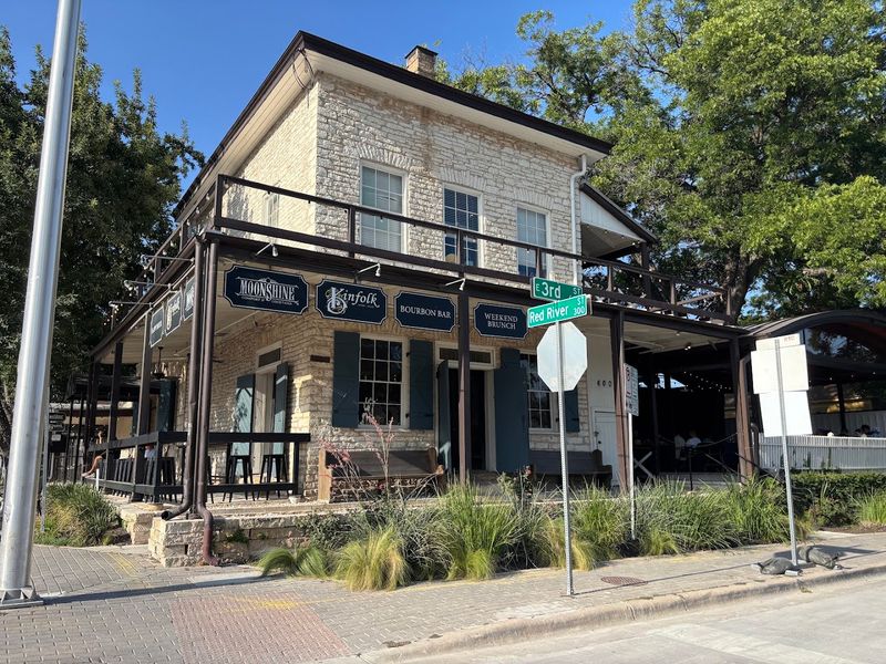 Moonshine Patio Bar & Grill (Austin) Moonshine Patio Bar & Grill (Austin)