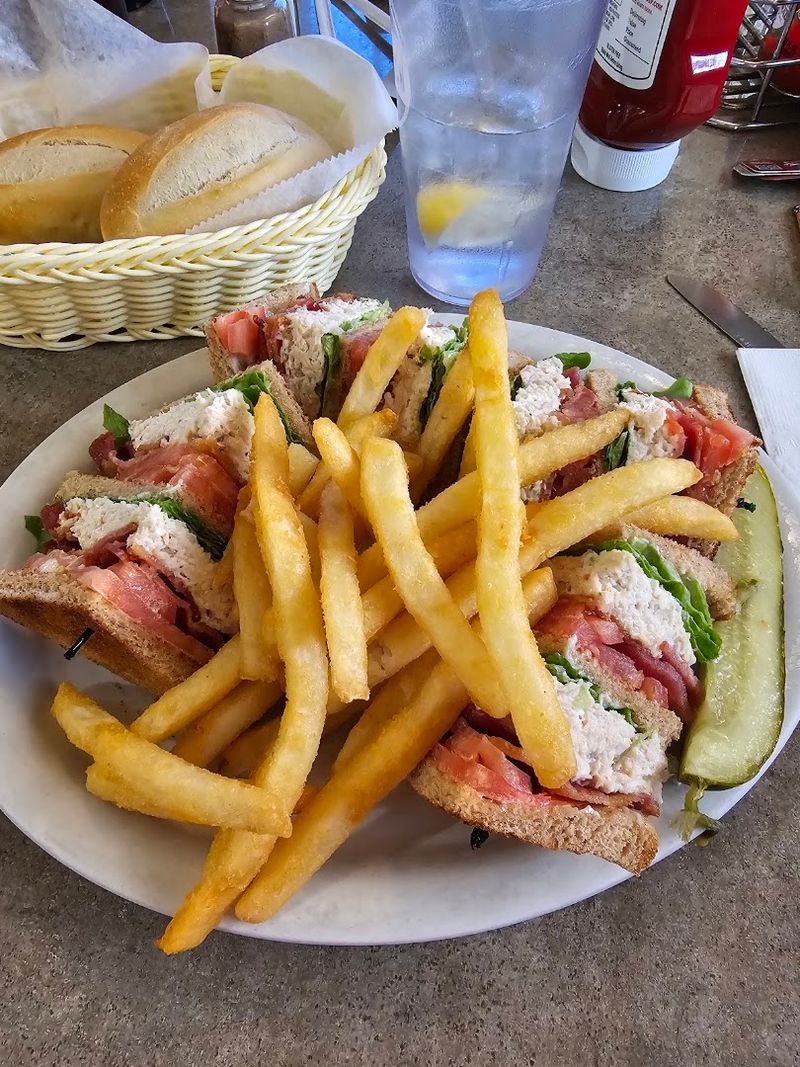 More than breakfast: soups, sandwiches, and dinner plates More than breakfast: soups, sandwiches, and dinner plates