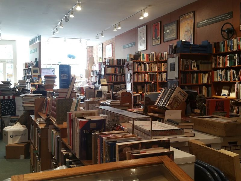 Motte & Bailey Booksellers — Ann Arbor