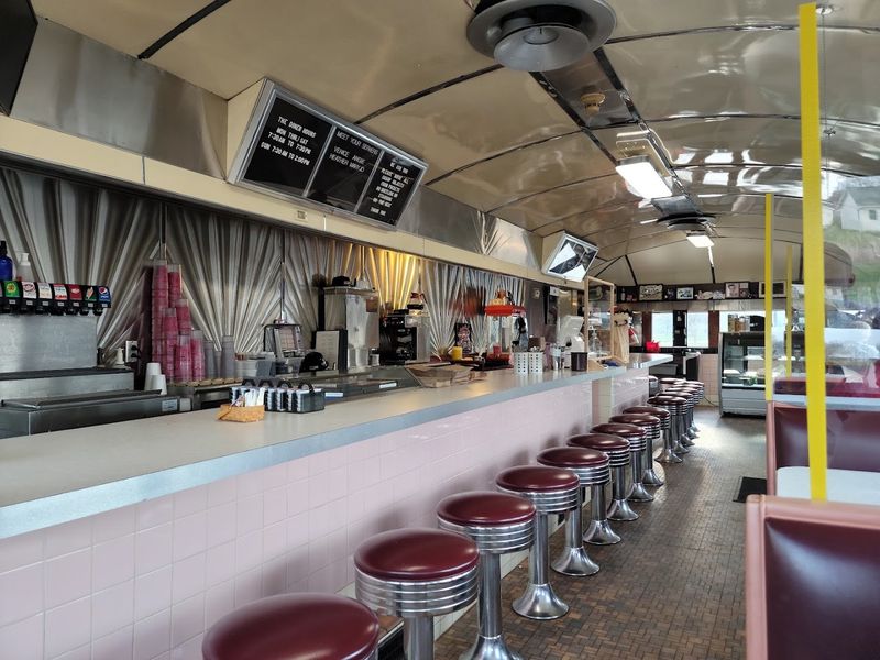 Nancy’s Main Street Diner, Grafton Nancy’s Main Street Diner, Grafton