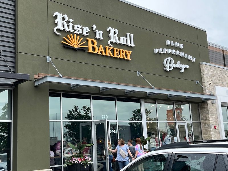 Rise'n Roll Bakery (Fishers) Rise'n Roll Bakery (Fishers)