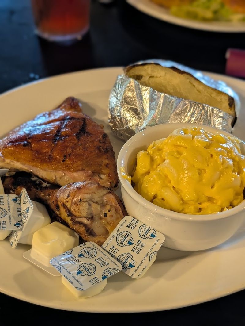 No-frills comfort food done right No-frills comfort food done right