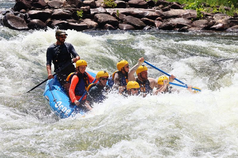 Ocoee Whitewater Rafting – Ducktown