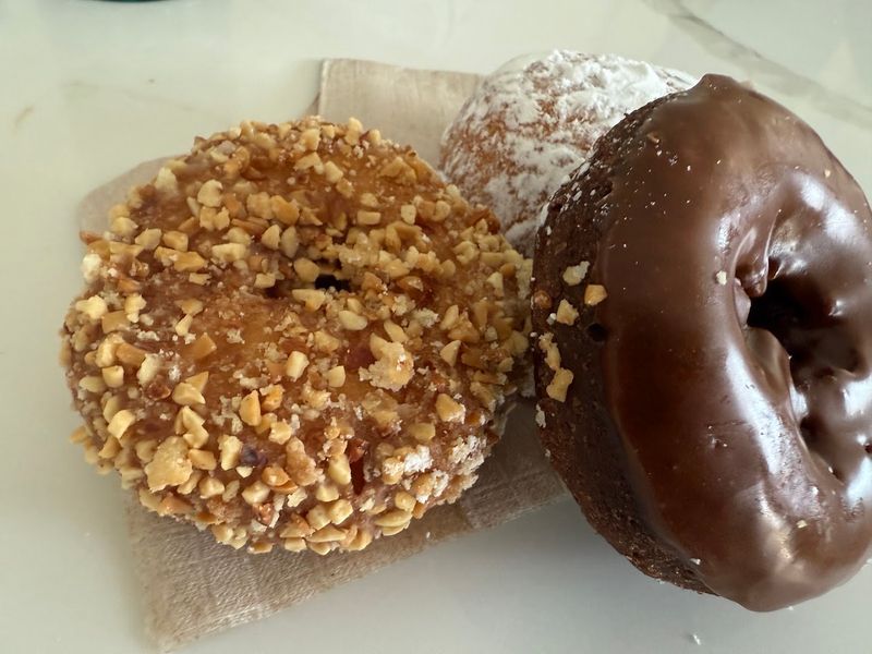Old-School Donuts Instead Of Trend-Chasing Old-School Donuts Instead Of Trend-Chasing