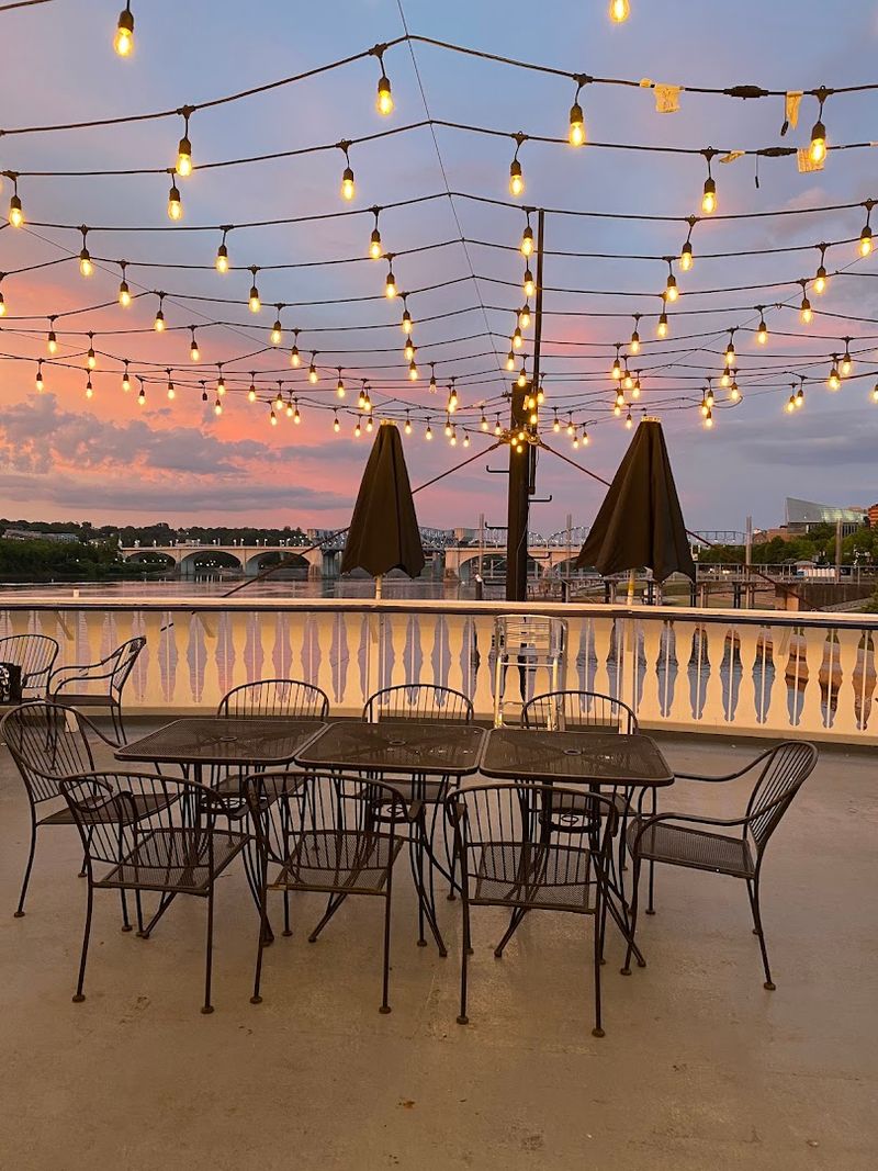 Overboard Bar & Grille