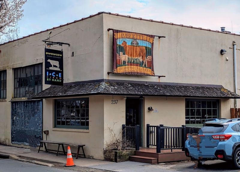 Owowcow Creamery — Lambertville Owowcow Creamery — Lambertville