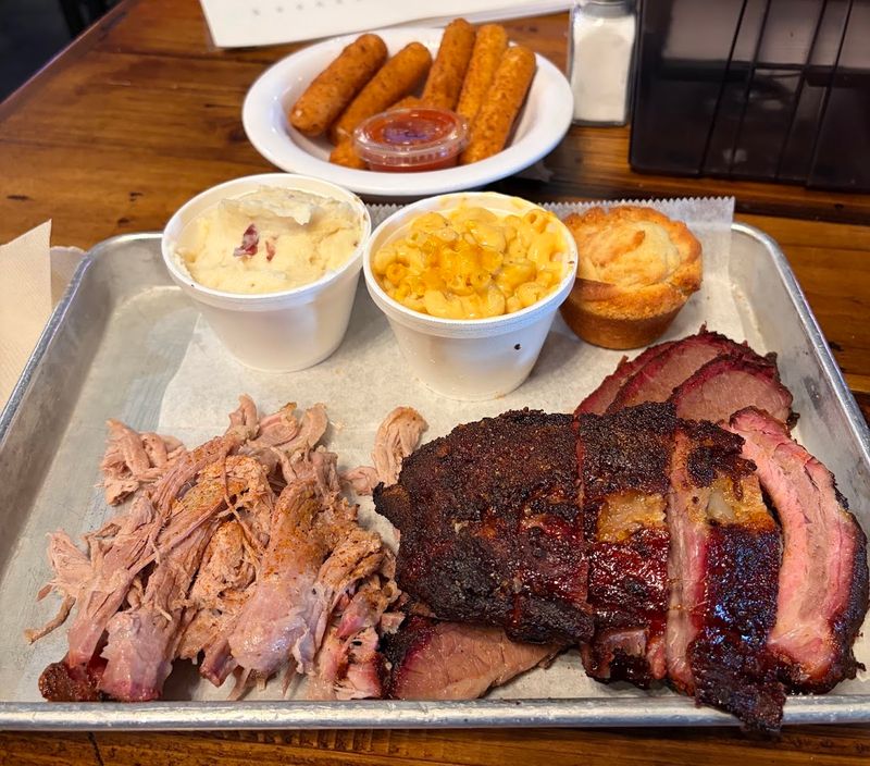 Big Ed's BBQ (Waukegan)