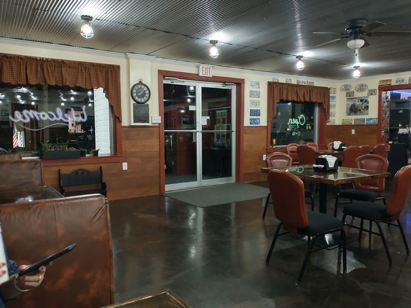 Painted Pig Pizza — Red Boiling Springs