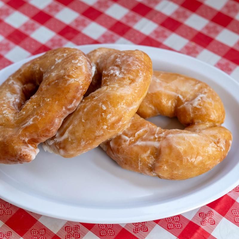 Pancakes and Donuts Steal the Spotlight Pancakes and Donuts Steal the Spotlight